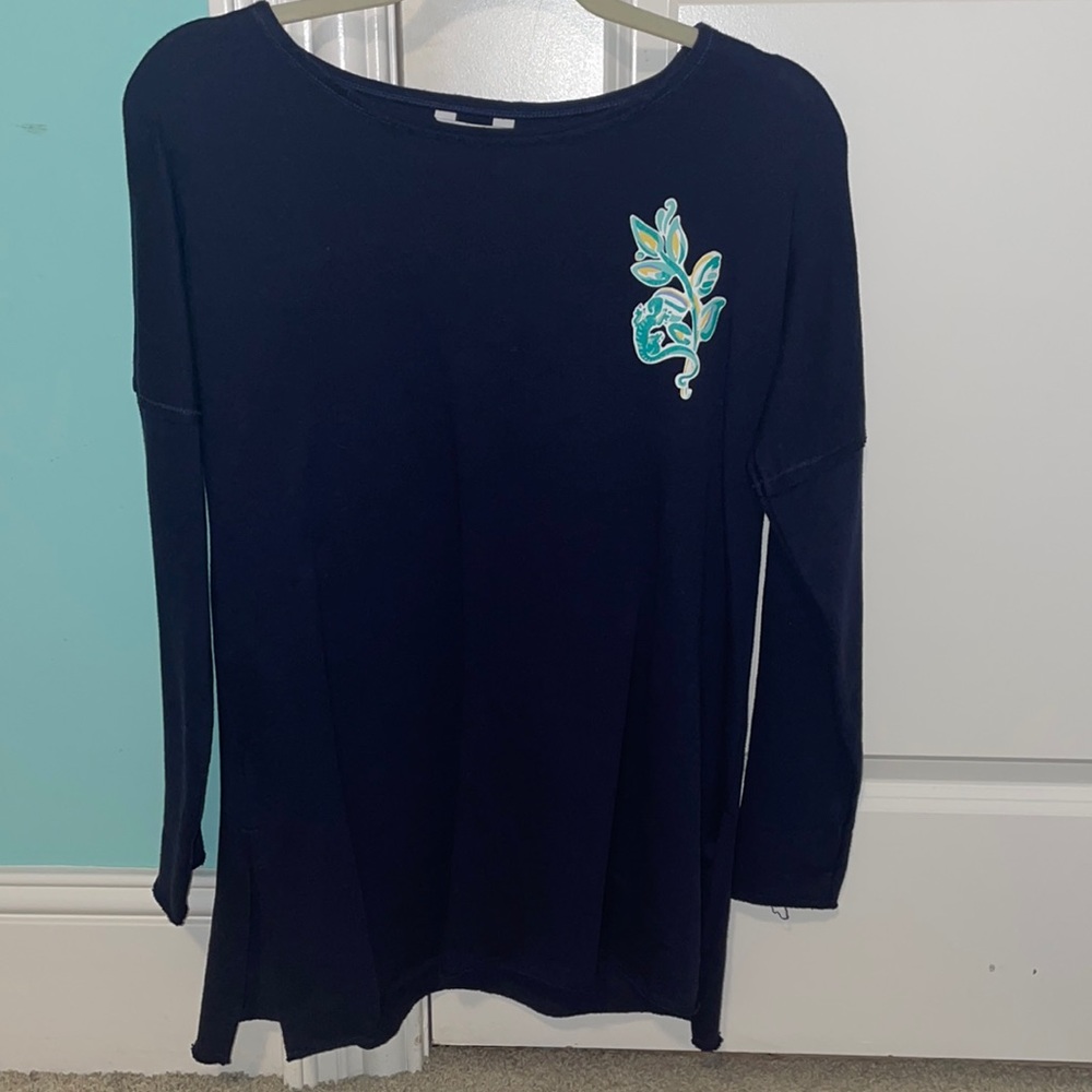 Crown & Ivy Navy Long Sleeve Athleisure Top